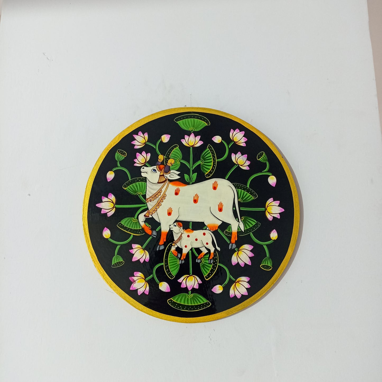 Hand-Painted Wooden Wall Plate – Kamdhenu Cow & Calf Design (10 Inch)