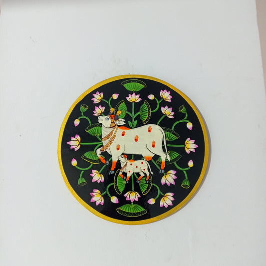 Hand-Painted Wooden Wall Plate – Kamdhenu Cow & Calf Design (10 Inch)