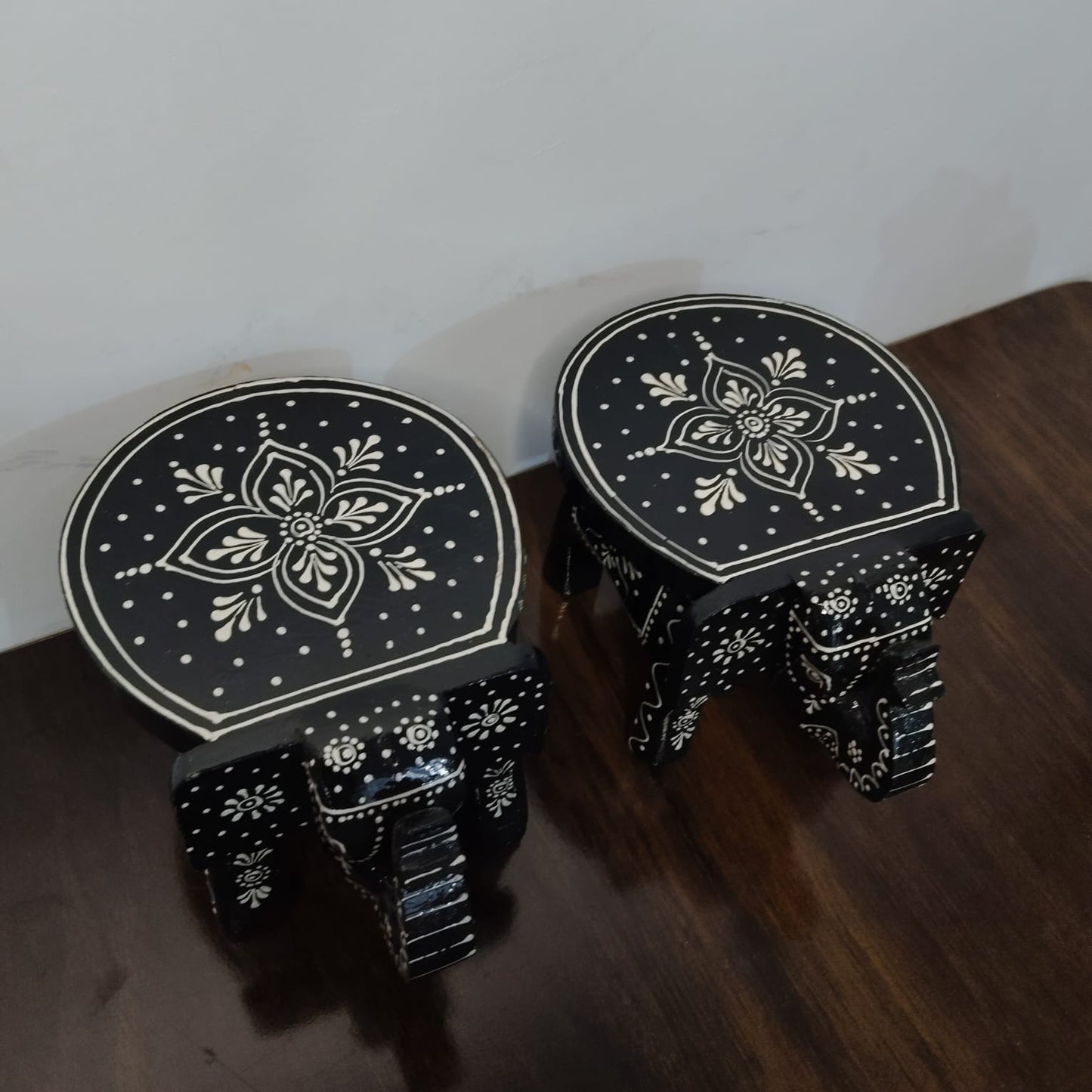 Hand-Painted Wooden Elephant Stool – Black & White Floral Design (Set of 2)
