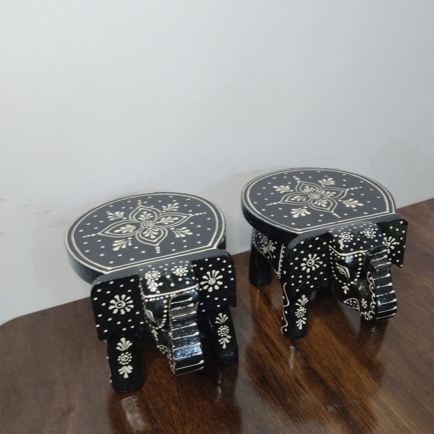 Hand-Painted Wooden Elephant Stool – Black & White Floral Design (Set of 2)